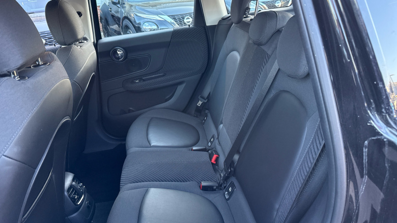 MINI Countryman 2.0 Cooper D 5dr Auto Diesel Hatchback